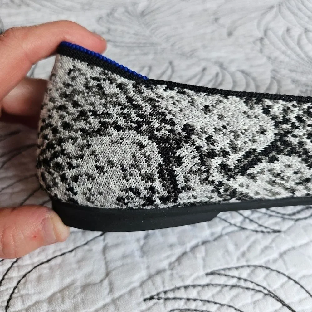EUC Rothy’s White Python Snake Almond Loafers Flats Black Size 9